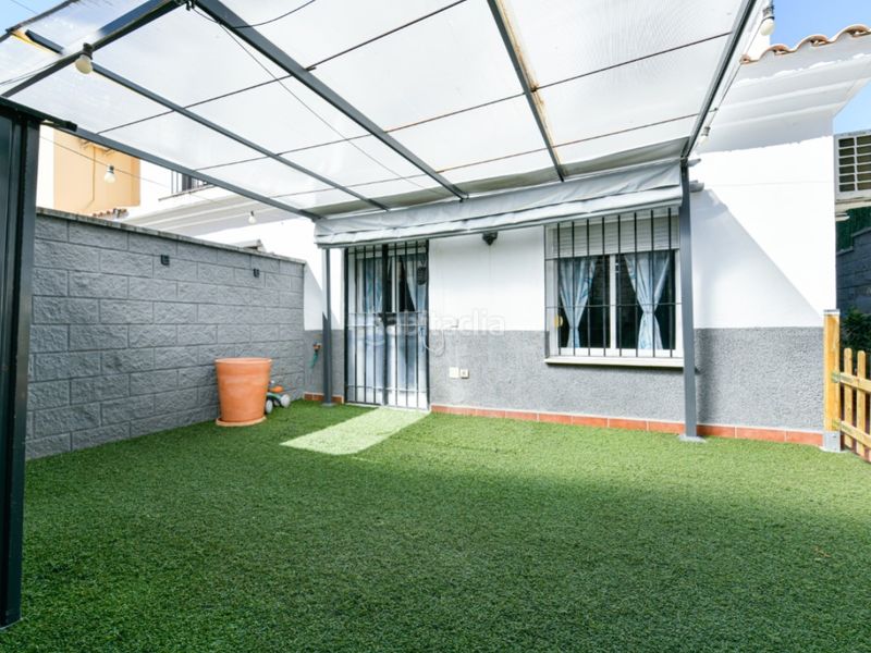 Foto f387d5ef-12ef-4d0c-bd5b-bd96166c9192. Casa adossada a Sexmo Cártama