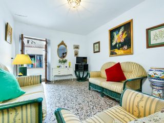 Haus in Gibralgalía. Casa mata con gran potencial en gibralgalia cártama  málaga