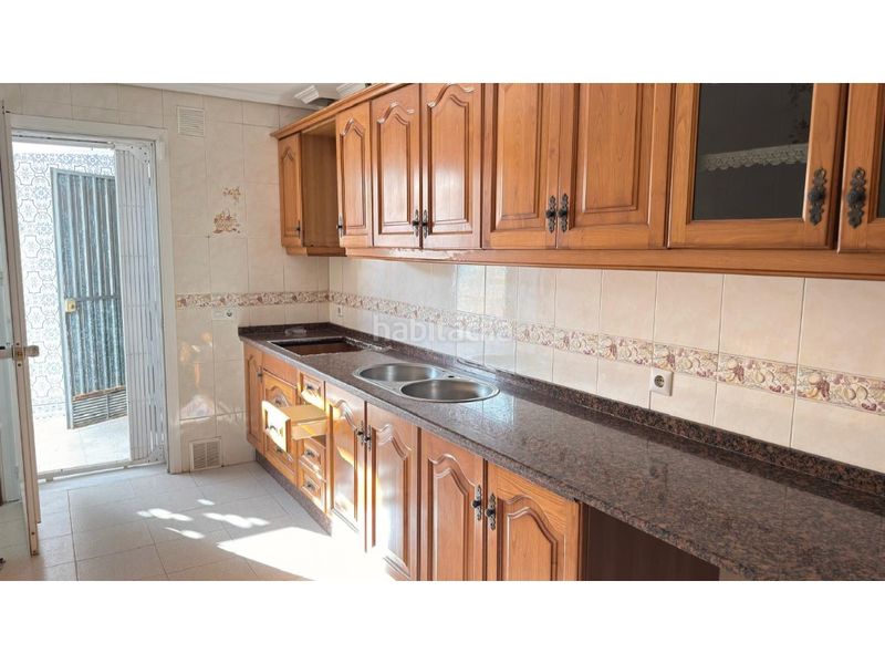 Foto 26bd5087-4d9b-4126-afd5-d18fea2cca56. Casa adossada amb aparcament a Centro Mijas