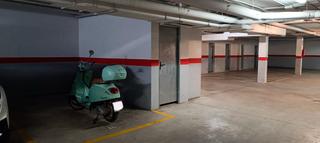 Parking voiture à Camposoto - Gallineras. Se vende plaza de aparcamiento  calle asteroides  san fernando