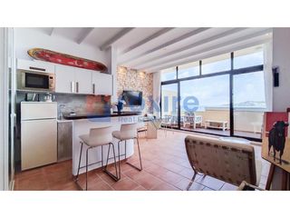 Apartamento en Calle cantabria 1. 2 habitaciones 1 baño y piscina cala de bou 1a linea de mar