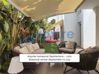 Location Rez-de-chaussée à Calle vedra 16. Bajo 3 habitaciones 2 baños terraza jardín parking gimnasio y pi