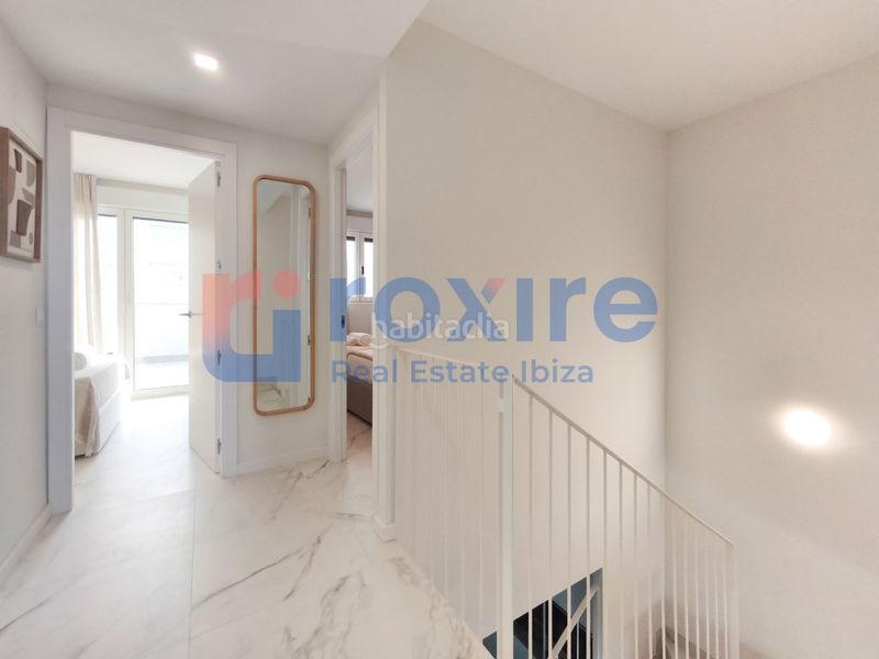 Foto 3b2c732a-4997-4f32-b2e0-bc3532b2962f. Location duplex dans calle navarra 10 dans Ses Figueretes - Platja d'en Bossa - Cas Serres Ibiza