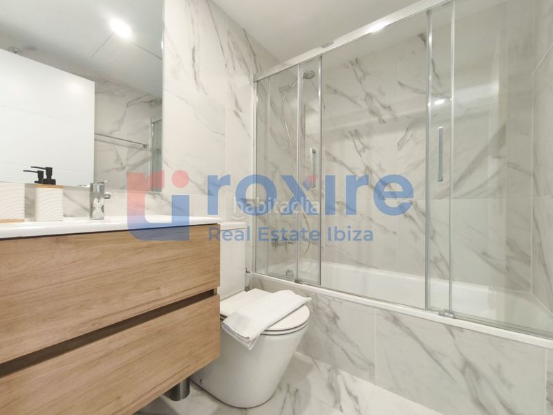 Foto c46c4a9a-b3f8-4d3e-b1ed-227527f3b241. Location duplex dans calle navarra 10 dans Ses Figueretes - Platja d'en Bossa - Cas Serres Ibiza