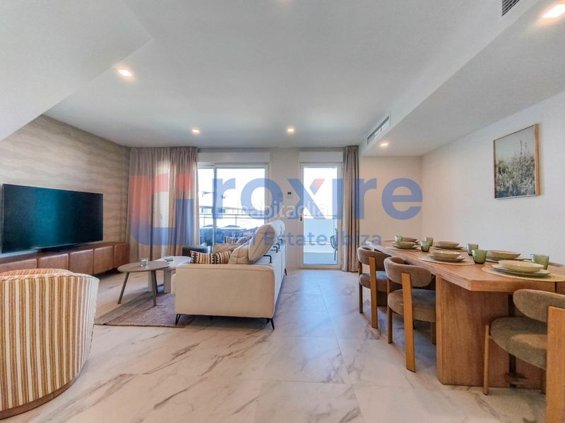 Foto d4c516ba-6e01-4916-8163-1613ed817f43. Location duplex dans calle navarra 10 dans Ses Figueretes - Platja d'en Bossa - Cas Serres Ibiza