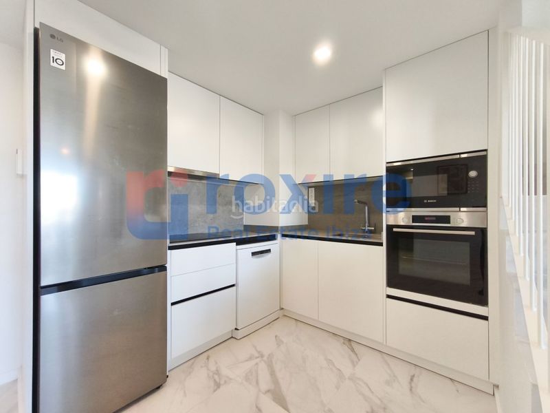 Foto eb2a6343-3d1c-4dad-a2c0-2974718fbf2f. Location duplex dans calle navarra 10 dans Ses Figueretes - Platja d'en Bossa - Cas Serres Ibiza