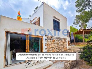 Lloguer Casa a Calle serena 8. Casa de campo, porche, 3 habitaciones y 1 baño zona can germa