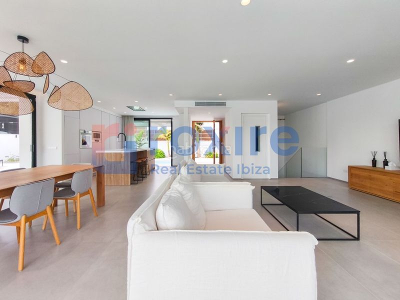 Foto ff3ad7b6-136e-43bd-831d-4860ac7a0b1a. Casa amb calefacció aparcament piscina a Jesús Santa Eulària