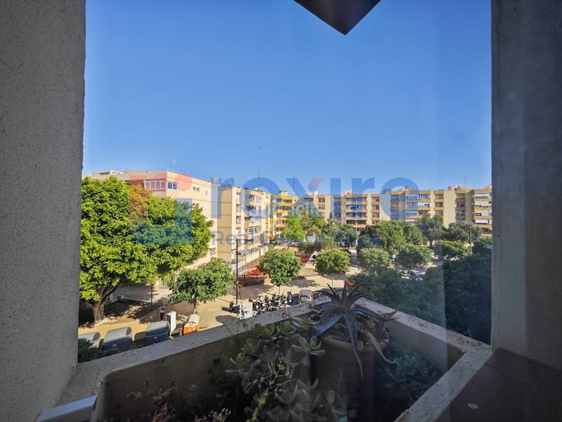 Foto 590fb220-56c6-4d80-b9d4-77f908ea23f9. Lloguer apartament a Ses Figueretes - Platja d'en Bossa - Cas Serres Ibiza