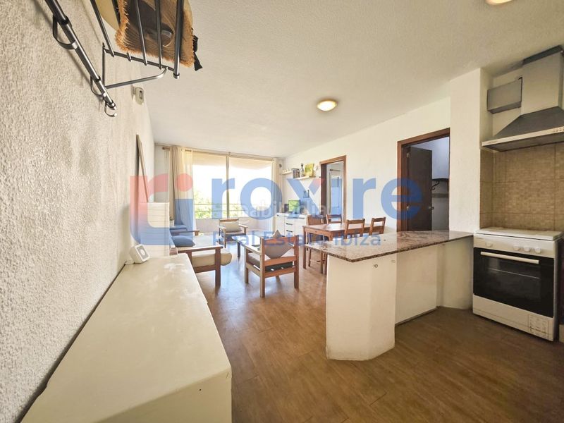 Foto 5a4b56bd-3bc6-4e4a-b892-fcc40c4f90be. Lloguer apartament a Ses Figueretes - Platja d'en Bossa - Cas Serres Ibiza