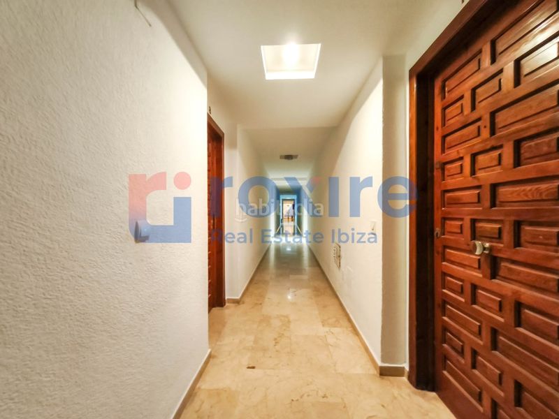 Foto 22b673b7-0cd4-4ef2-ac1f-e81041b49e6c. Apartament amb aparcament a Santa Eulària des riu Santa Eulària