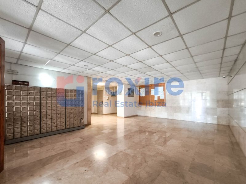 Foto 3af3b9db-9be3-456a-8805-ad72060448dd. Apartament amb aparcament a Santa Eulària des riu Santa Eulària