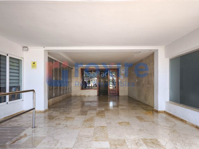 Foto b8553b3d-7622-4f07-9517-647ad3d4f74b. Apartament amb aparcament a Santa Eulària des riu Santa Eulària