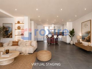 Casa a schiera in Calle espartar 19. Casa adosada 4 habitaciones 6 baños terraza azotea cala codolar