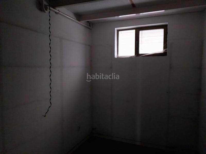 Foto d838c0d2-c59c-4ec5-815e-b9d518bde6fe. Local comercial a Alisal - San Román Santander