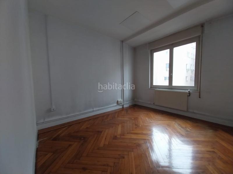 Foto f1faf1c9-6d27-4079-9367-bb0b746f54f2. Etagenwohnung in Centro - Ayuntamiento Santander