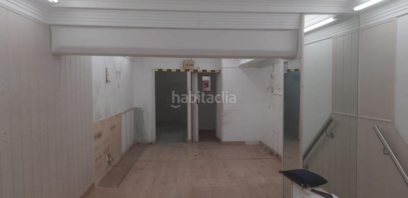 Foto cdca6411-9f85-449d-8b72-d56515034e77. Lloguer local comercial a Centro - Ayuntamiento Santander