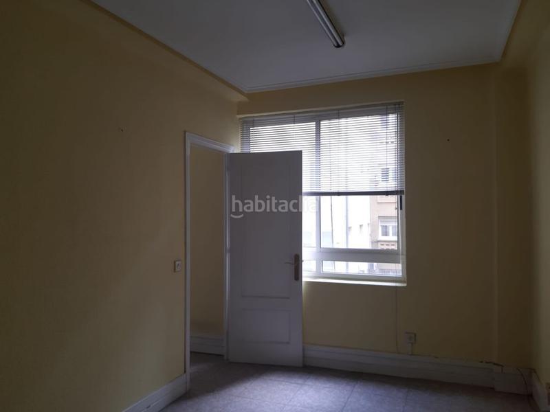 Foto 3cca3d7e-7ce5-44f8-9d33-58ae3cfe07b2. Location bureau dans Centro - Ayuntamiento Santander
