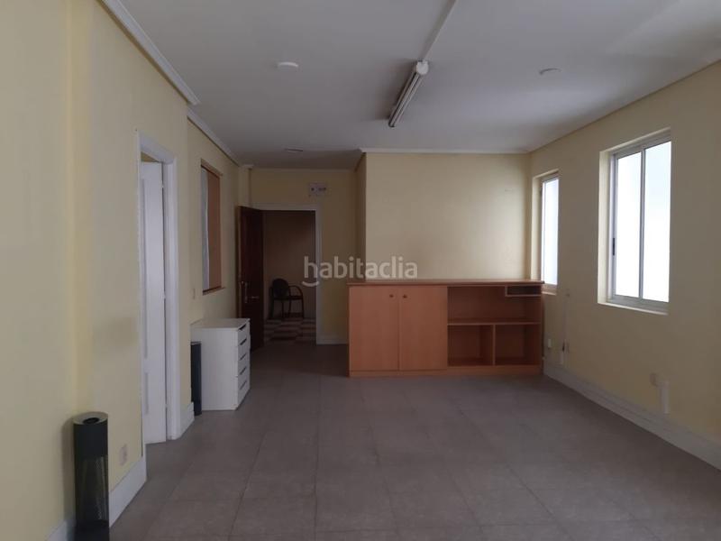 Foto e21e9827-b72a-4b64-ac35-78f9d93d0435. Affitto ufficio in Centro - Ayuntamiento Santander