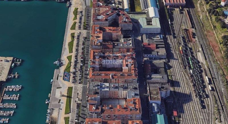 Foto f0c93ad7-bc36-471e-b8ae-341c7c596799. Local comercial en Castilla - Hermida Santander