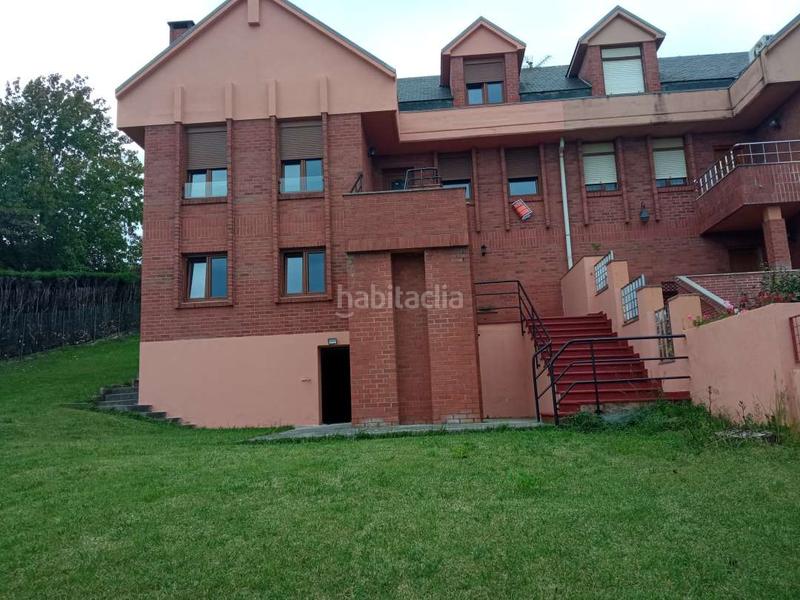 Foto 04d06aed-4d17-44b6-85f2-4c951e81fe98. Casa con riscaldamento parcheggio in Muriedas Camargo
