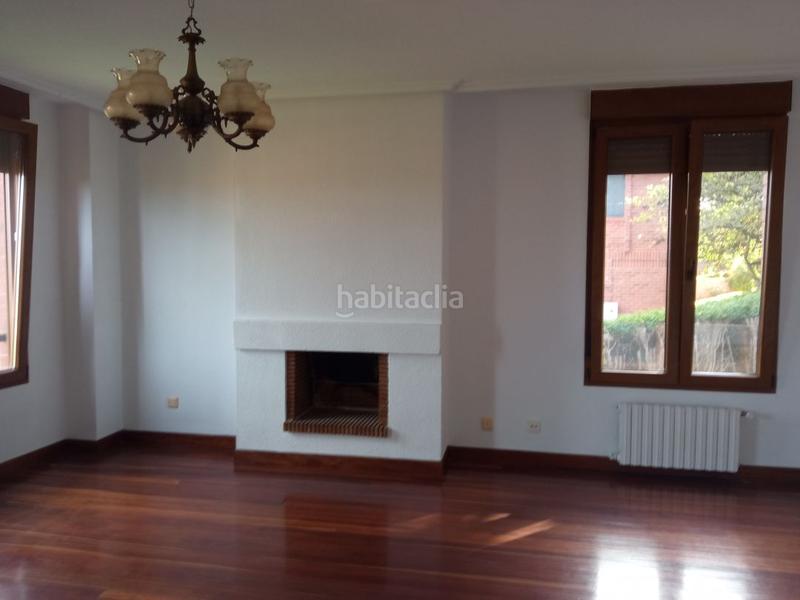 Foto 318077ea-0ee7-4ba6-a65d-ee90307ccff5. Casa con riscaldamento parcheggio in Muriedas Camargo