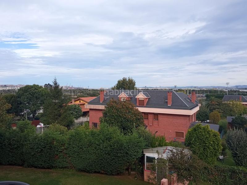 Foto b75906aa-681b-4c66-8b4e-3f12ccf3f1b3. Casa con riscaldamento parcheggio in Muriedas Camargo