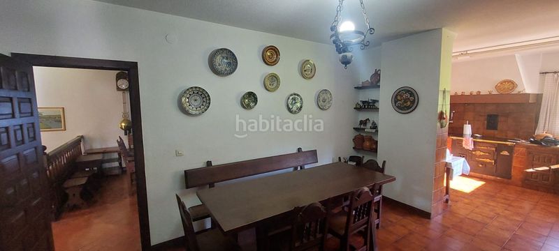 Foto cdfdcae3-dba3-4cdb-933b-c82f115dce78. Casa  independiente en Meruelo