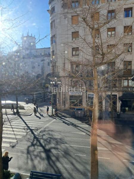 Foto f48a116d-41b6-4919-93d3-79c5e6db476c. Alquiler oficina  alquiler en Centro - Ayuntamiento Santander