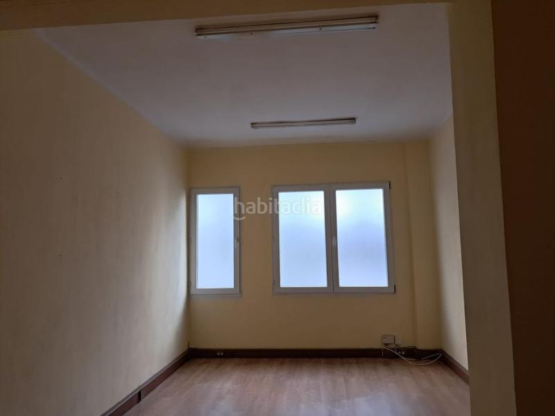 Foto 9eb0dc7f-da2a-4db0-b04b-9f9adcd31aa4. Location bureau dans Centro - Ayuntamiento Santander