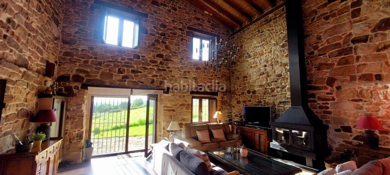 Foto 0a1fbeb0-47c9-4275-8729-791ba803e509. Casa con riscaldamento in Solórzano