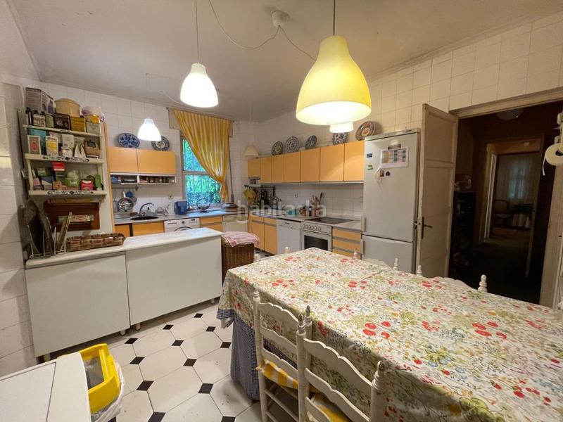 Foto 1c9ce25c-3ac3-4d70-8471-77ba3b679fde. Xalet amb calefacció aparcament a Cerezo - Aspla - Torres Torrelavega