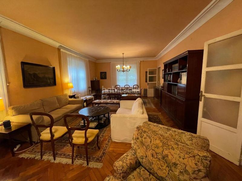 Foto a3dc3663-8e39-4dca-a60a-16594f43b76e. Xalet amb calefacció aparcament a Cerezo - Aspla - Torres Torrelavega