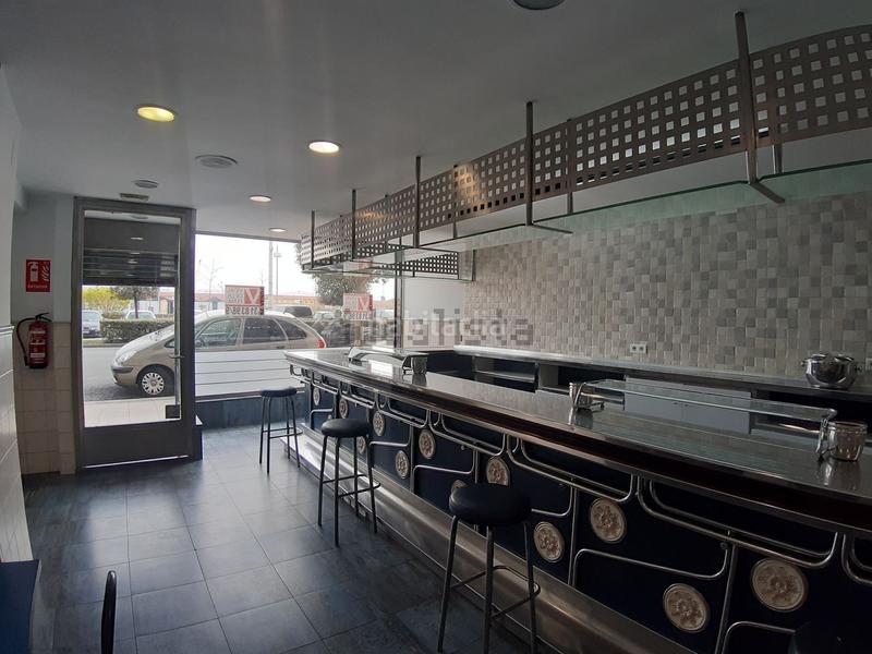 Foto f6c31ab4-151b-4743-aa50-e060514ef6b8. Locale commerciale in Castilla - Hermida Santander