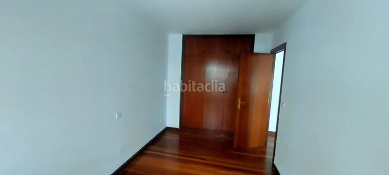 Foto b3f1f4f0-4f05-4aca-a190-b39ee5f0a626. Duplex with heating in Numancia - San Fernando Santander