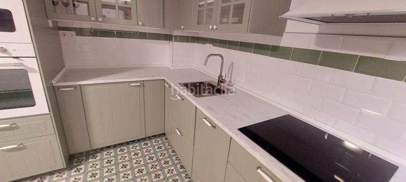 Foto dfa49bea-6fc7-479c-aa60-374e4e900b8f. Duplex with heating in Numancia - San Fernando Santander