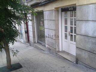 Business premise in Calle Isabel la Católica