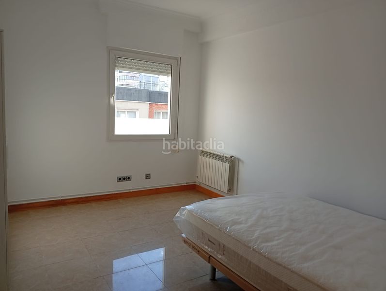 Foto 0959f770-92ed-43b0-ba29-1f0b4e4a85cd. Rent flat with heating in Centro - Ayuntamiento Santander