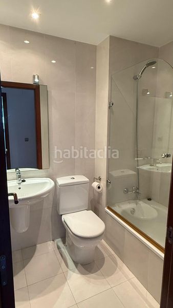 Foto acd8ea32-de9d-4c75-96c4-0dd55e084fd6. Lloguer pis amb calefacció aparcament piscina a Valdenoja Santander