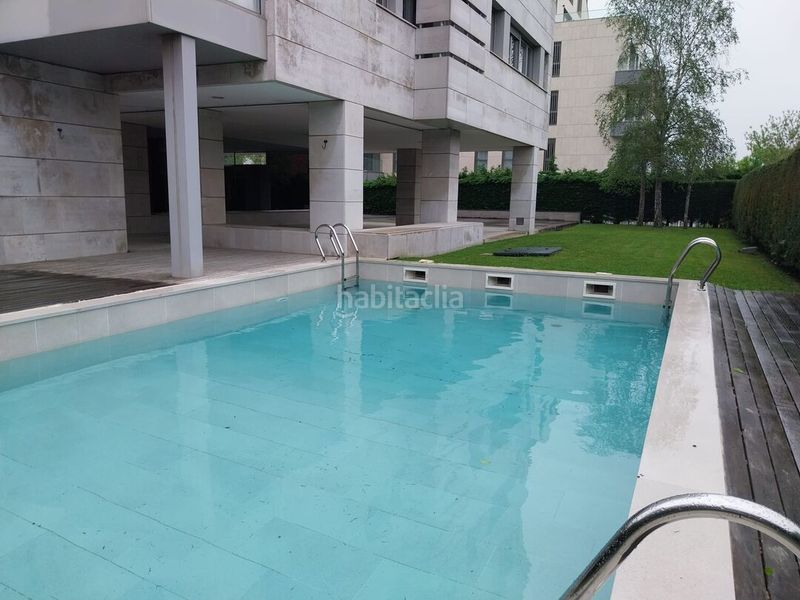 Foto ea435b45-6c14-4469-95ba-b63f1b76d26c. Lloguer pis amb calefacció aparcament piscina a Valdenoja Santander
