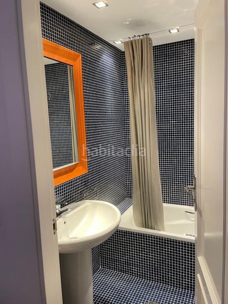 Foto dac7d6bf-bfbf-4428-99fb-4f3eae6618f3. Lloguer apartament amb aparcament a El Sardinero Santander