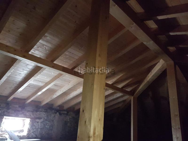 Foto 1810e69d-87a4-48d7-93f9-2e338dc5e370. Casa a Voto