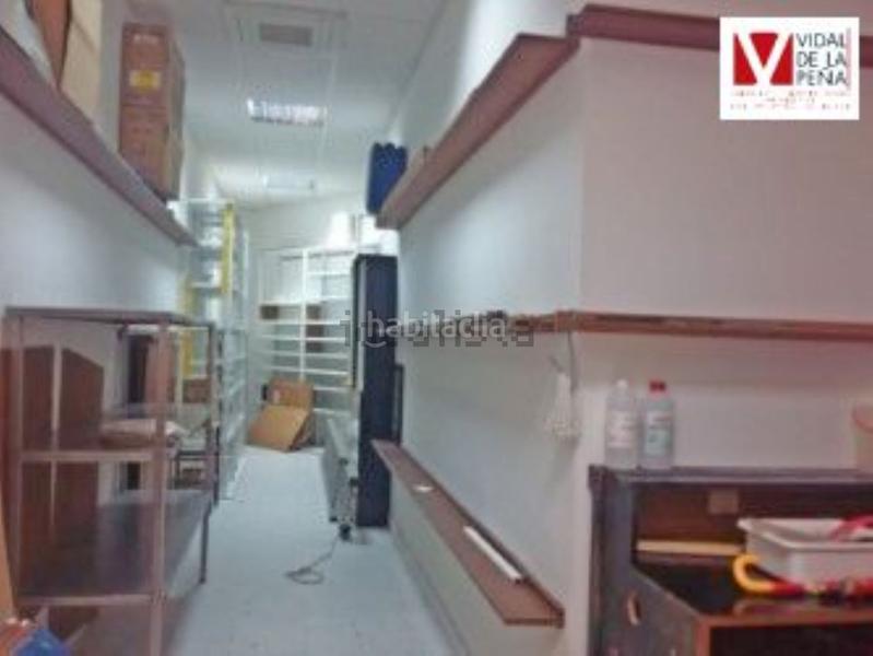 Foto 0c2edc0e-d3f6-49e9-97a7-85d40cbeaaa3. Locale commerciale in Los Castros Santander