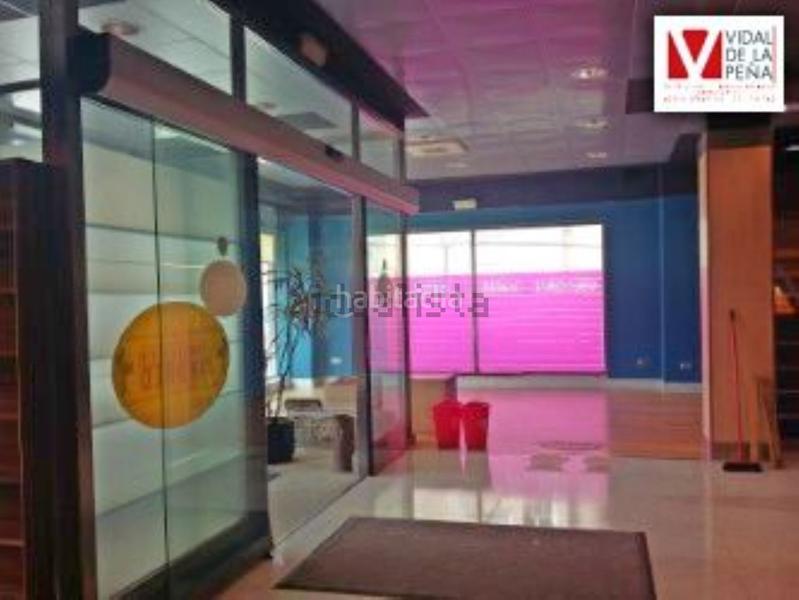 Foto 13629c56-7d6b-44d8-929e-bac04b5ca611. Locale commerciale in Los Castros Santander