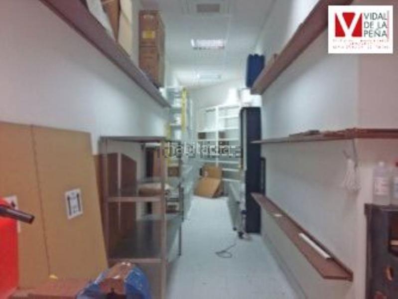 Foto 3107180d-2ae2-4bdf-92db-846c7e746b31. Locale commerciale in Los Castros Santander