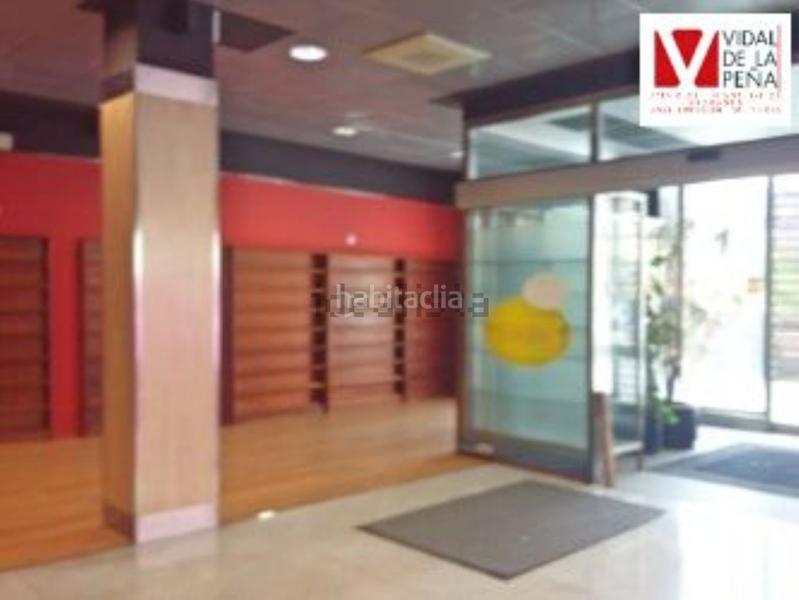 Foto 48bc4062-3135-40cc-acbf-3fe955de8143. Locale commerciale in Los Castros Santander