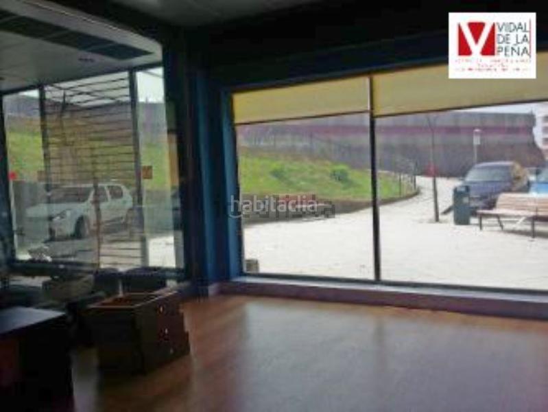 Foto 50837f25-051f-4d7b-9d22-6d415aec15a1. Locale commerciale in Los Castros Santander