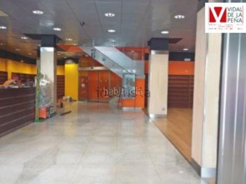 Foto 523a9c26-8da3-49c8-a274-d807c0afd820. Locale commerciale in Los Castros Santander