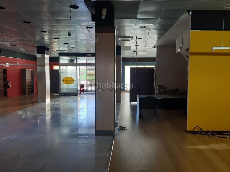 Foto e4e3e073-804b-441b-a195-4bad7b667fa3. Locale commerciale in Los Castros Santander