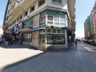 Locale commerciale in Calle Atilano Rodríguez